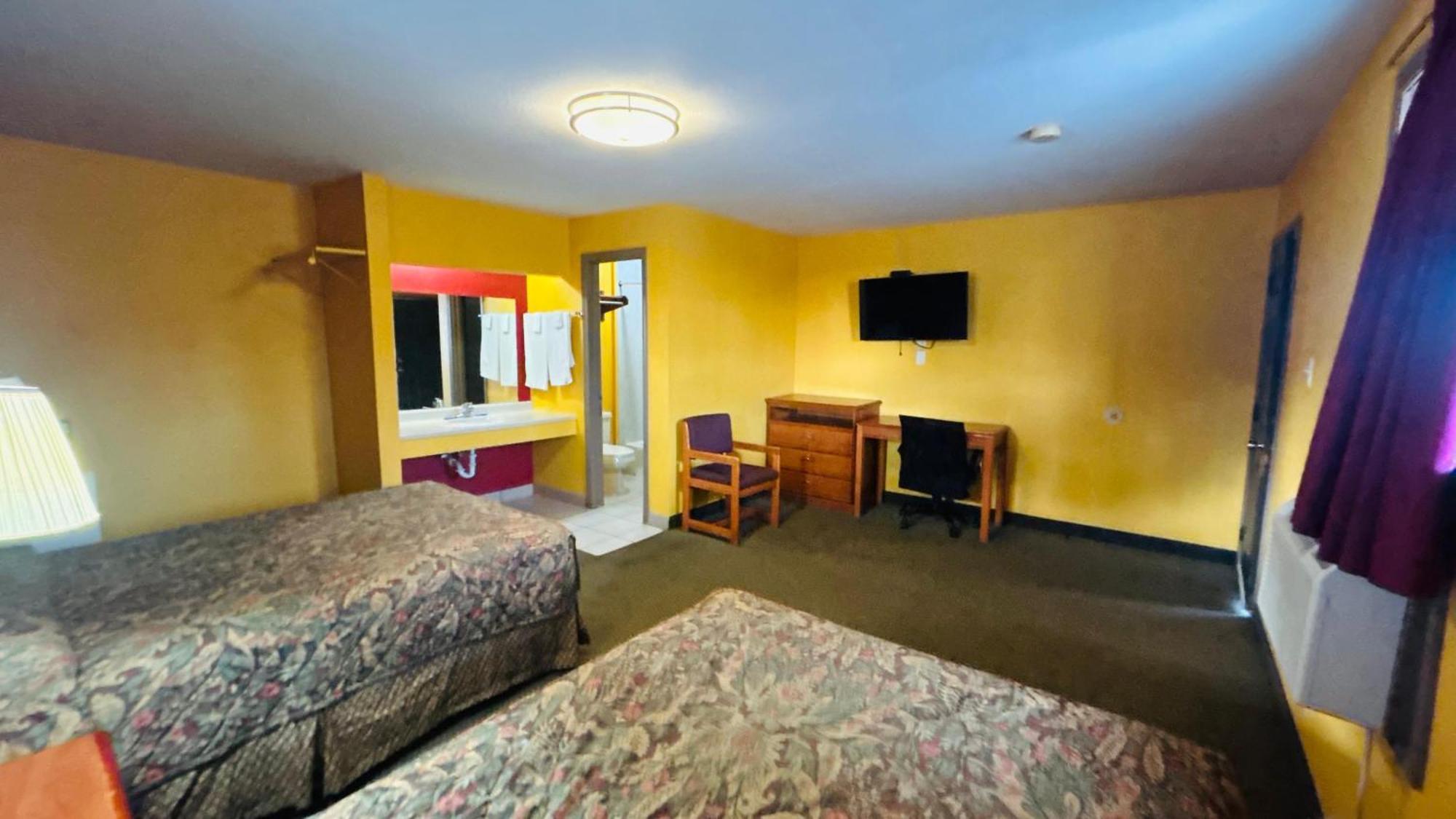 Relax Inn By Oyo Sulphur Hwy 90 Exterior photo